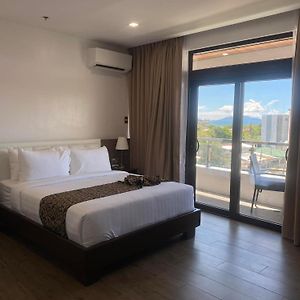 Queen Suite